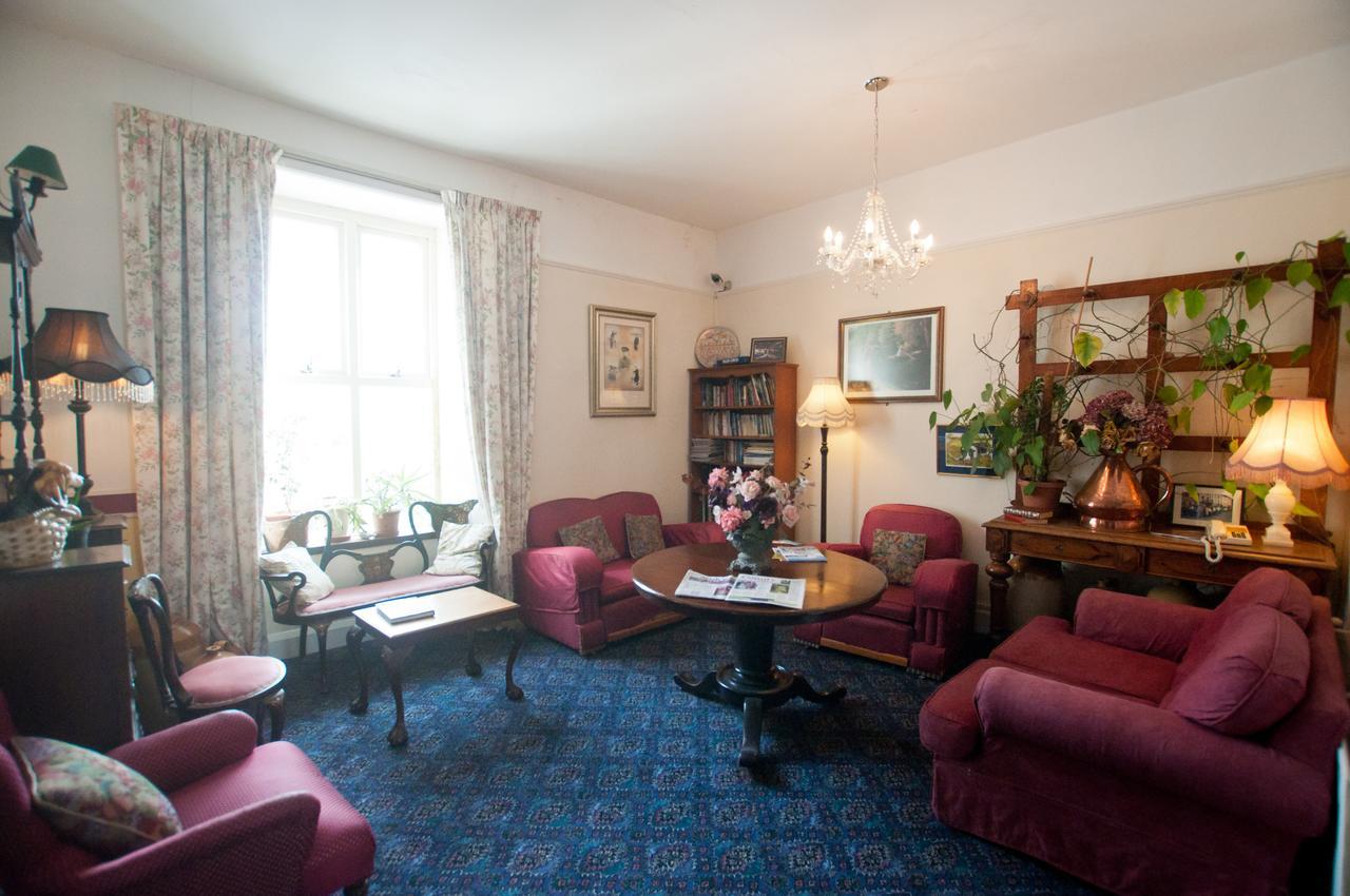 O Donovans Hotel Клонакилти Экстерьер фото
