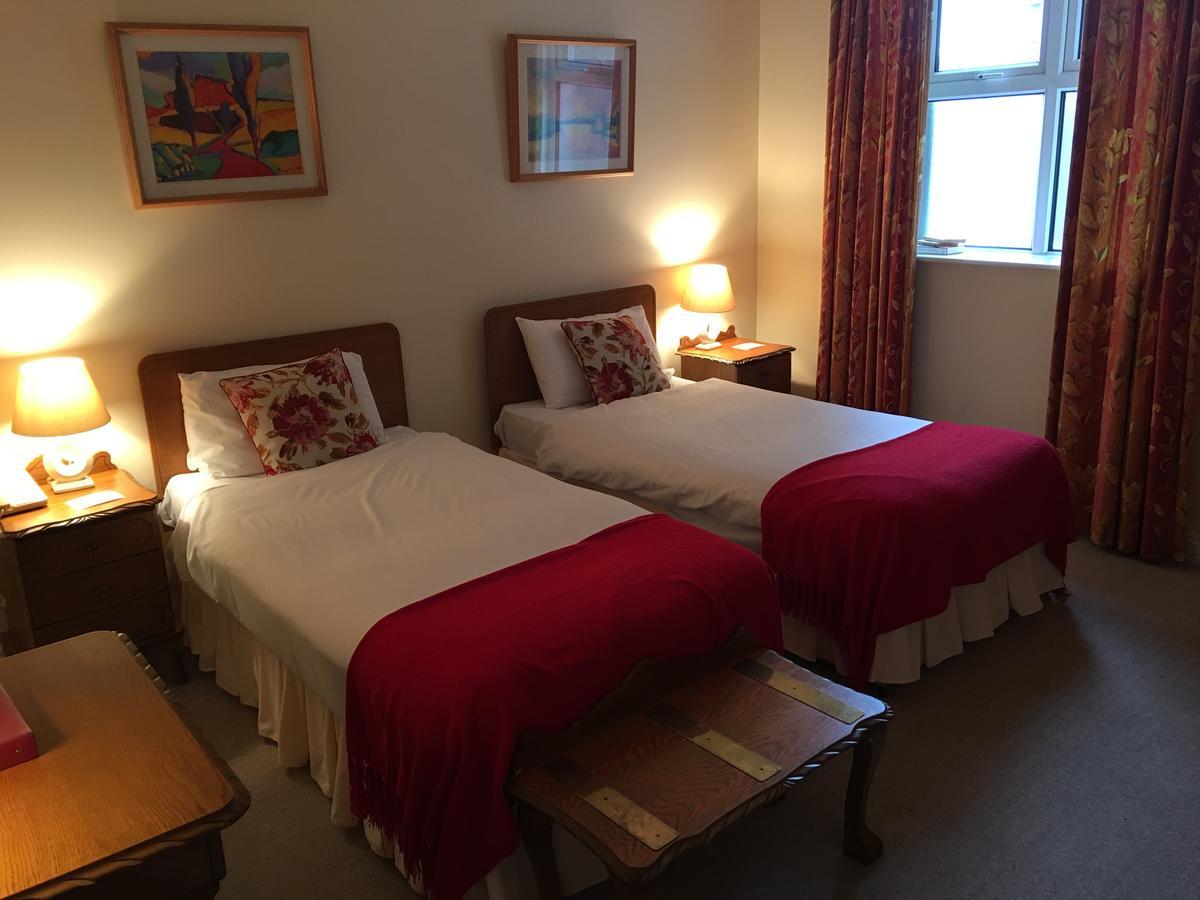 O Donovans Hotel Клонакилти Экстерьер фото